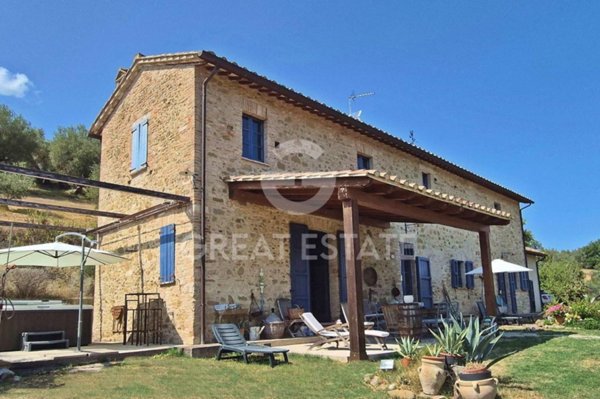 casa indipendente in vendita a Perugia in zona Cordigliano