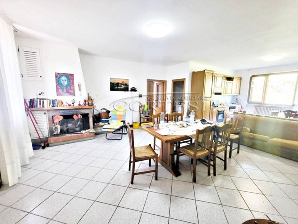 casa indipendente in vendita a Perugia in zona Ponte Felcino