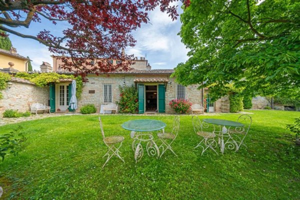 casa indipendente in vendita a Perugia in zona Colle Umberto I
