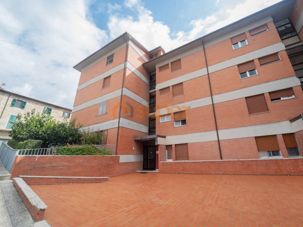 appartamento in vendita a Perugia in zona Centro Città