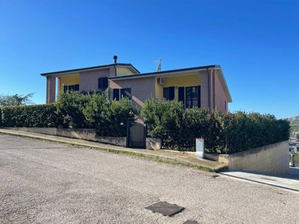 casa indipendente in vendita a Perugia in zona Prepo