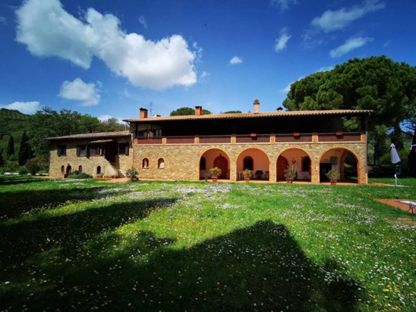 casa indipendente in vendita a Perugia in zona Cordigliano