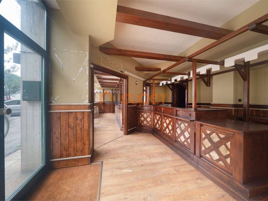 negozio in vendita a Perugia in zona San Sisto