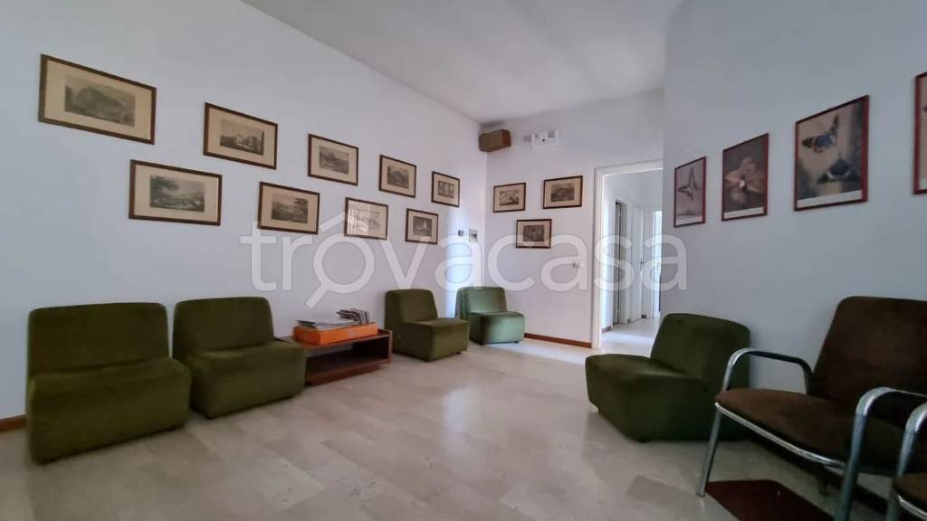 ufficio in vendita a Perugia in zona Ponte San Giovanni