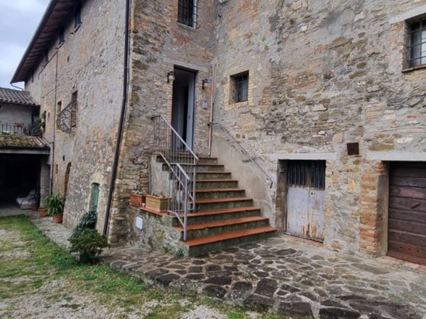 appartamento in vendita a Perugia in zona Parlesca