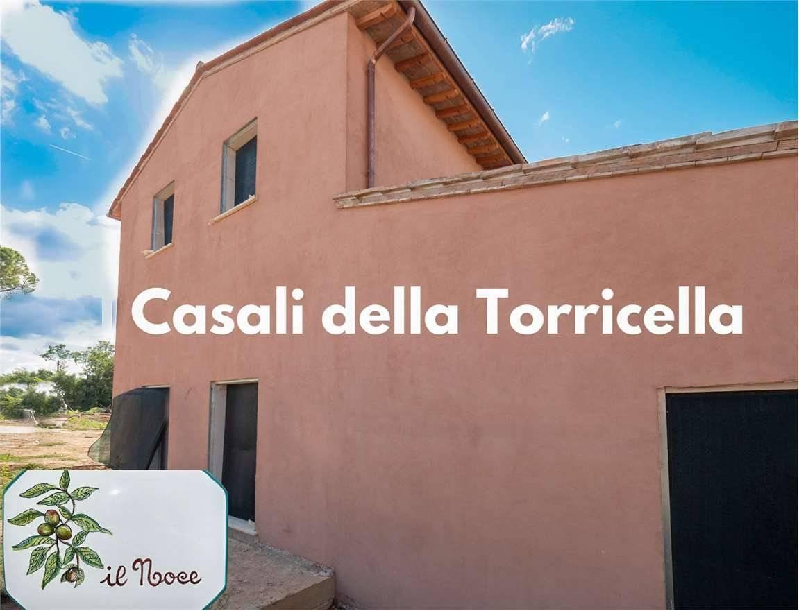 casa indipendente in vendita a Perugia in zona Castel del Piano