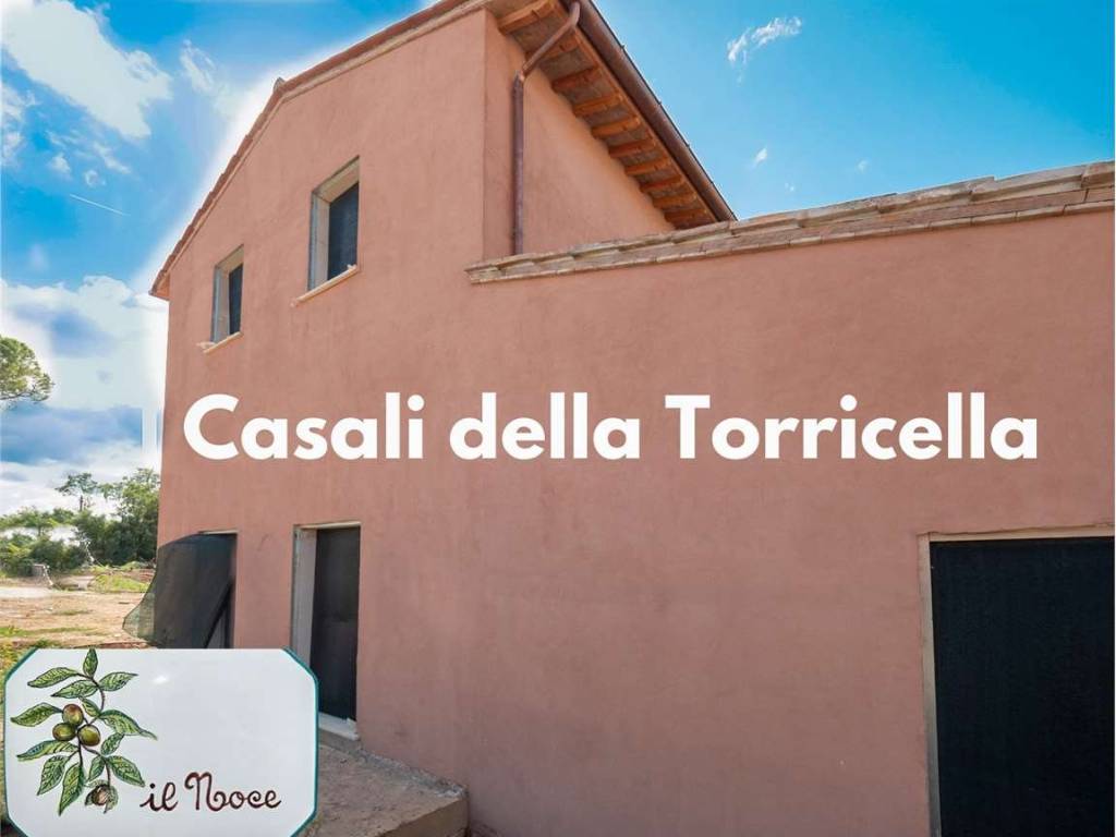 casa indipendente in vendita a Perugia in zona Castel del Piano