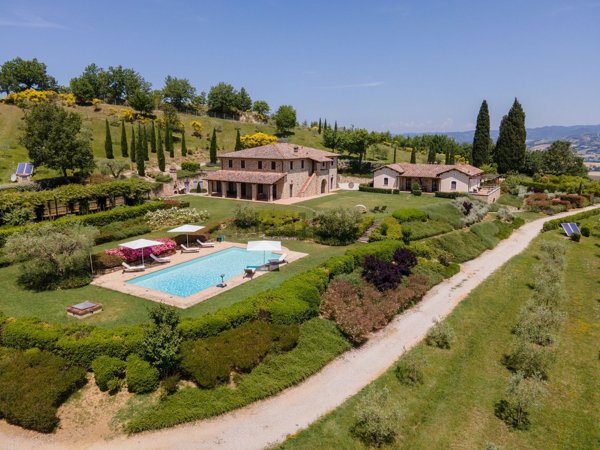 casa indipendente in vendita a Perugia