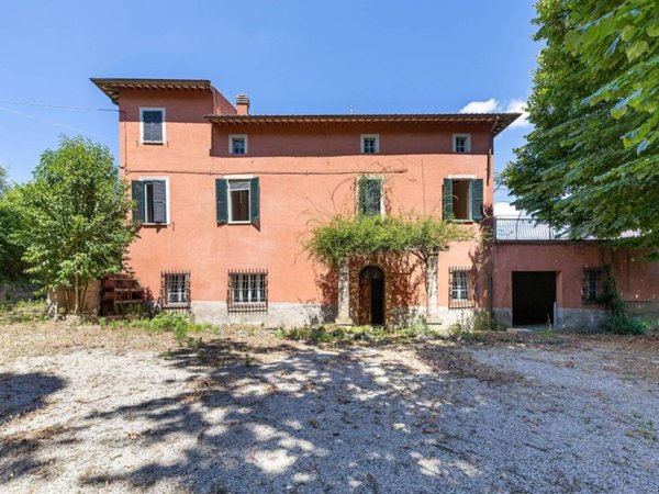 casa indipendente in vendita a Perugia in zona Filosofi