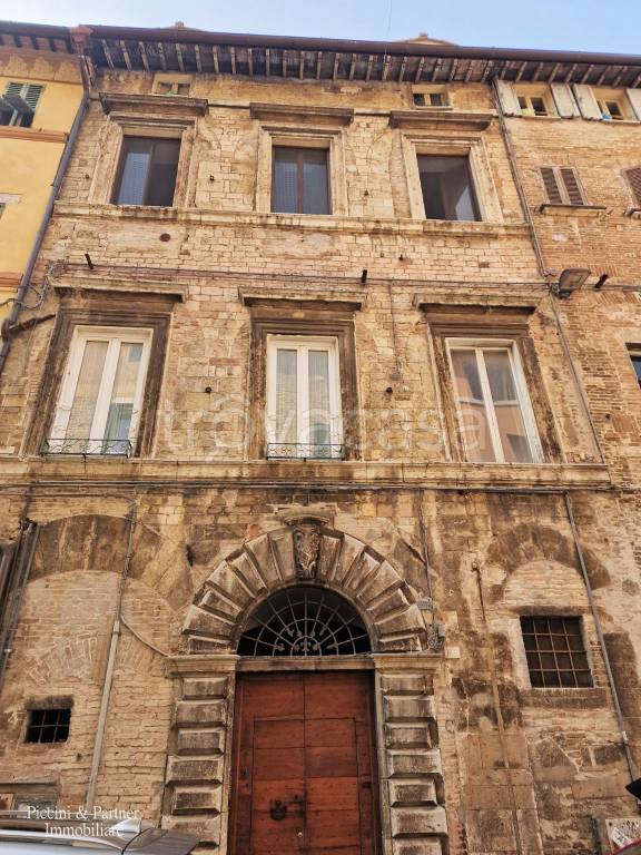 appartamento in vendita a Perugia in zona Centro Città