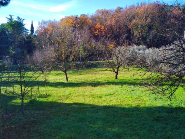 terreno agricolo in vendita a Perugia in zona Montebello