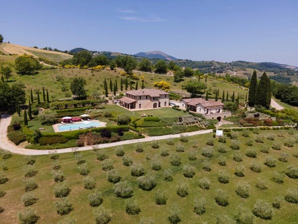 casa indipendente in vendita a Perugia