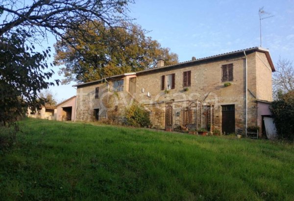 casa indipendente in vendita a Perugia in zona Casa del Diavolo