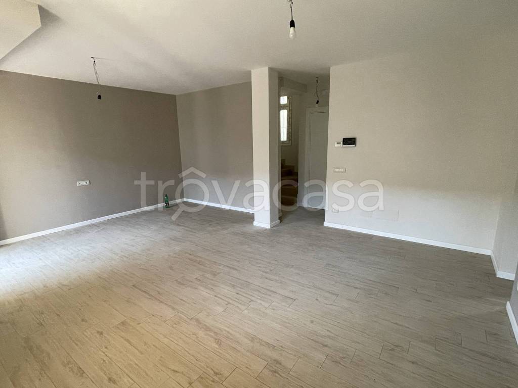 casa indipendente in vendita a Perugia in zona Montebello