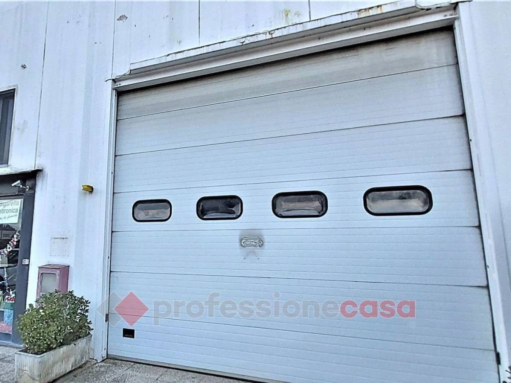 casa indipendente in vendita a Perugia in zona Sant'Andrea delle Fratte