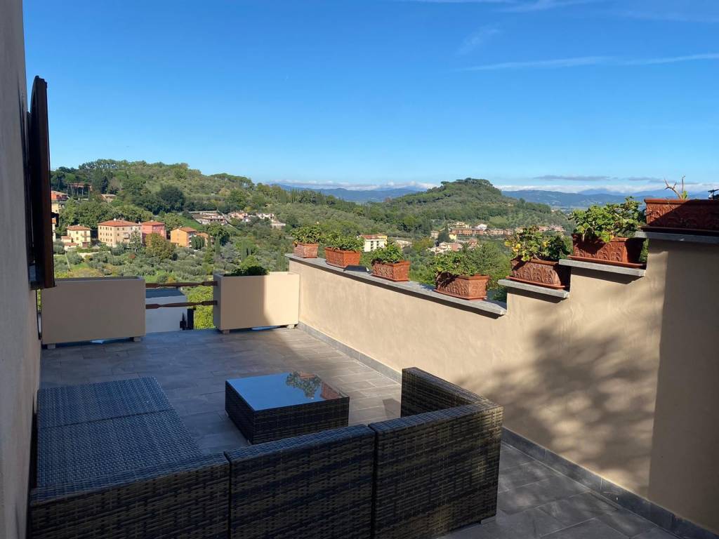 casa indipendente in vendita a Perugia in zona Monteluce