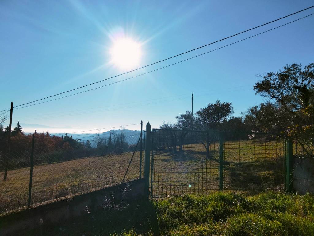 terreno agricolo in vendita a Perugia in zona Monteluce