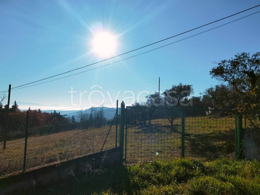 terreno agricolo in vendita a Perugia in zona Casaglia