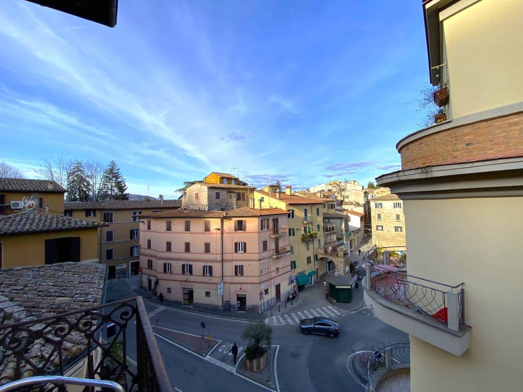 appartamento in vendita a Perugia in zona Centro Città