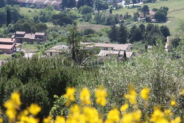 casa indipendente in vendita a Perugia in zona Montebello