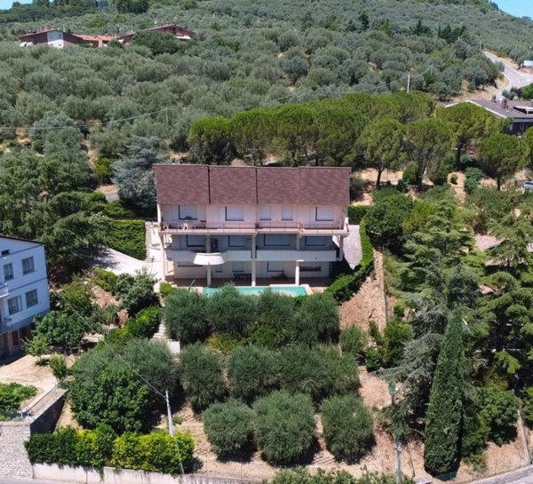 casa indipendente in vendita a Perugia in zona L'Olmo
