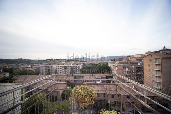 appartamento in vendita a Perugia in zona Filosofi