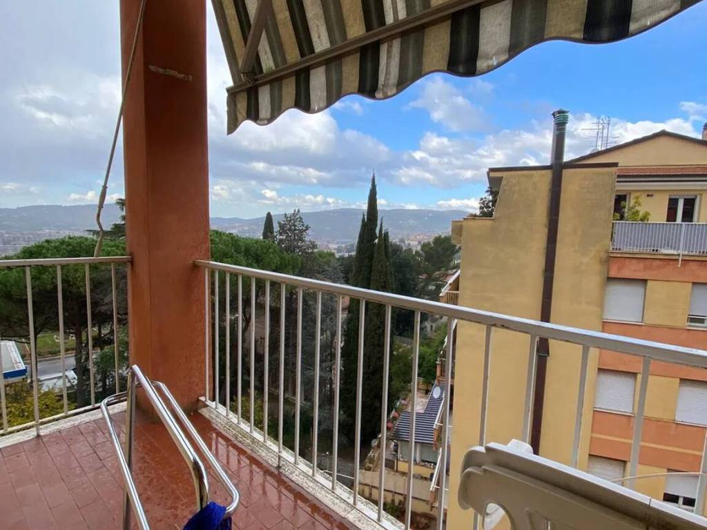 appartamento in vendita a Perugia in zona Elce