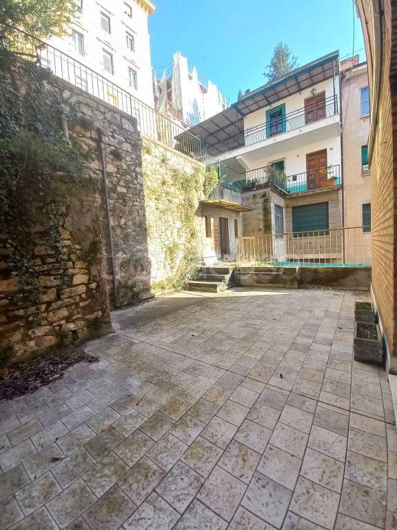 appartamento in vendita a Perugia in zona Centro Città