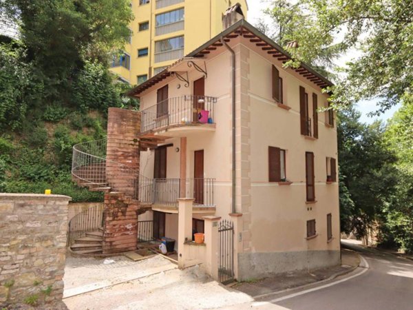 appartamento in vendita a Perugia in zona Centro Città