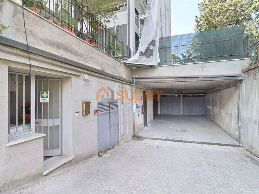 locale di sgombero in vendita a Perugia in zona Centro Città