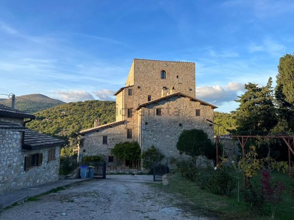 appartamento in vendita a Perugia in zona Montelaguardia