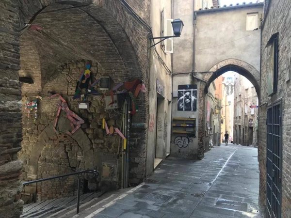 negozio in vendita a Perugia in zona Elce