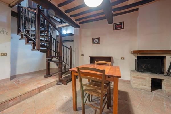 casa indipendente in vendita a Perugia in zona Mugnano