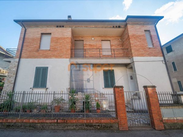 appartamento in vendita a Perugia in zona Collestrada