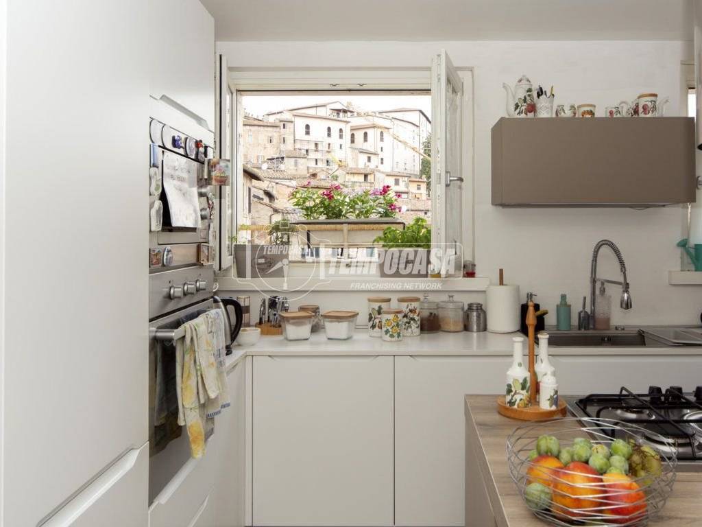 appartamento in vendita a Perugia in zona Centro Città