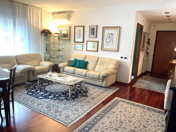 appartamento in vendita a Perugia in zona Collestrada