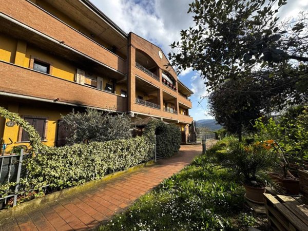 appartamento in vendita a Perugia in zona Solfagnano