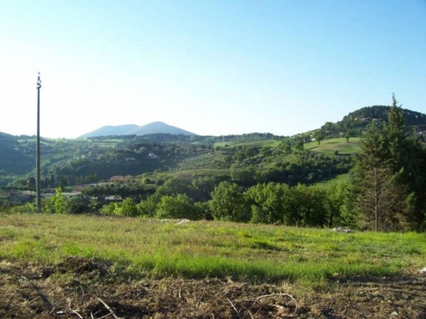 terreno agricolo in vendita a Perugia in zona Casaglia