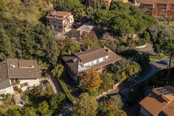 casa indipendente in vendita a Perugia in zona Elce