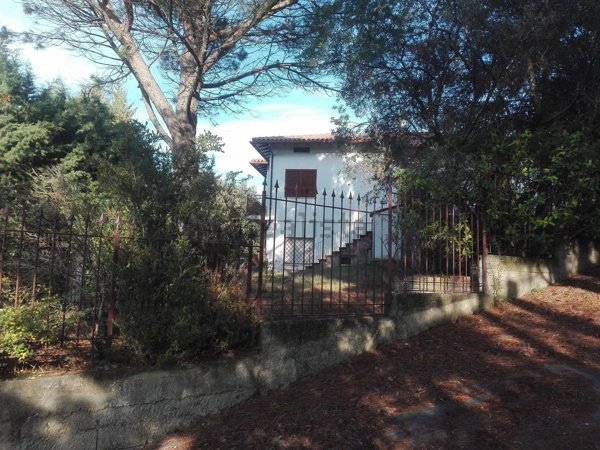 casa indipendente in vendita a Perugia in zona Montelaguardia