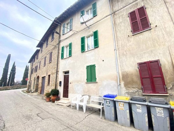 casa indipendente in vendita a Perugia in zona Fontignano