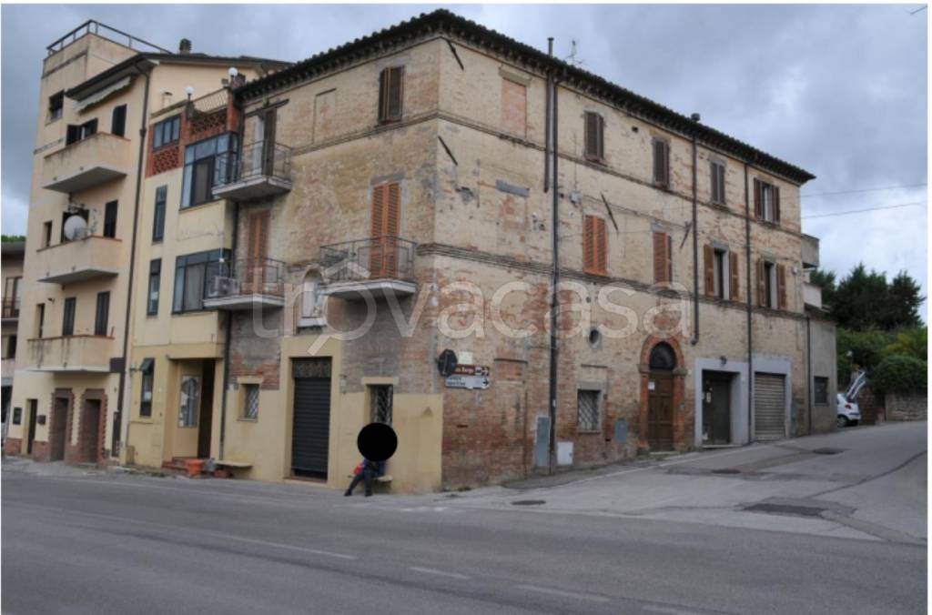 appartamento in vendita a Perugia in zona Montebello