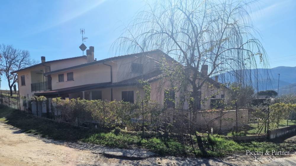 appartamento in vendita a Perugia in zona Solfagnano