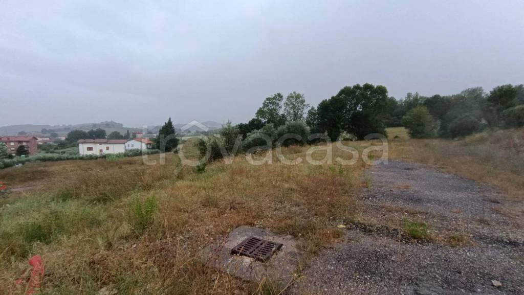terreno agricolo in vendita a Perugia in zona Piccione