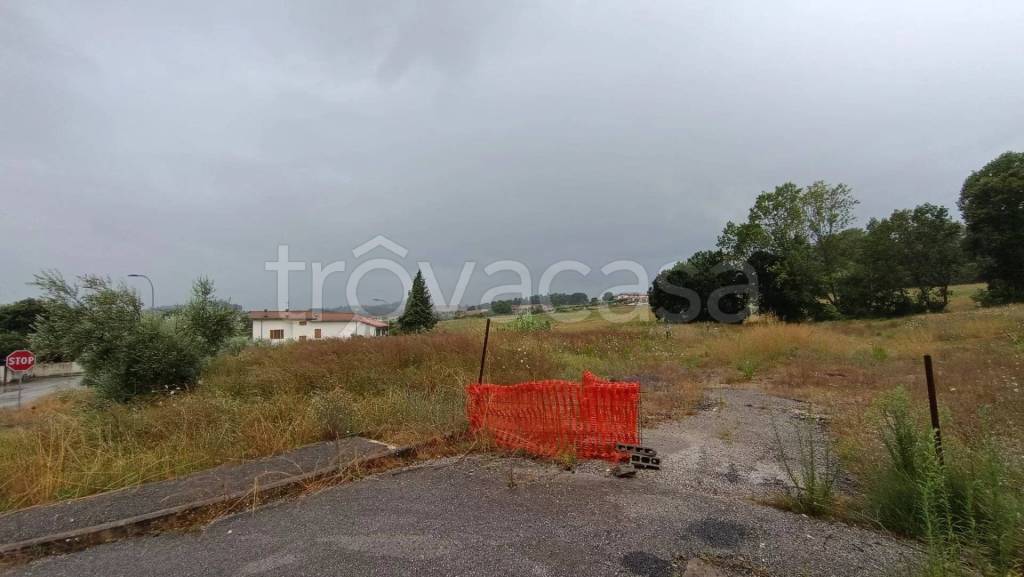 terreno agricolo in vendita a Perugia in zona Piccione