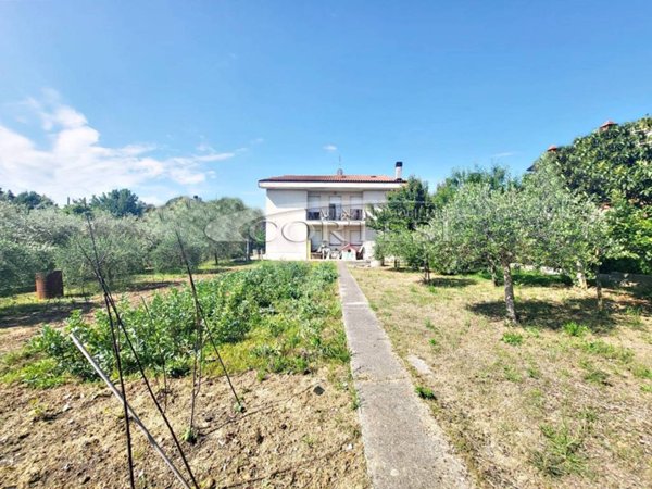 casa indipendente in vendita a Perugia in zona Casa del Diavolo