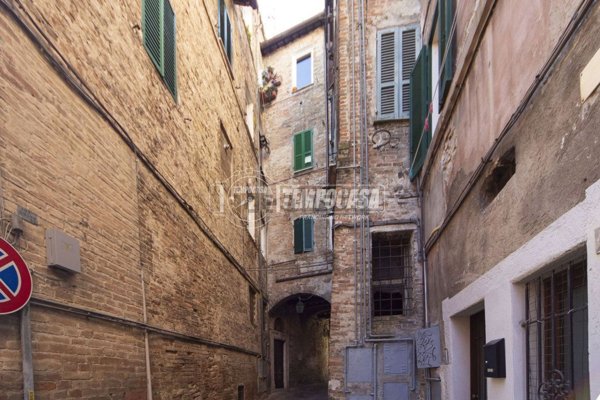 appartamento in vendita a Perugia in zona Centro Città