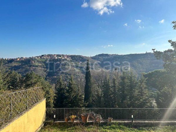 casa indipendente in vendita a Perugia in zona Montelaguardia