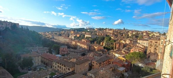 appartamento in vendita a Perugia in zona Centro Città