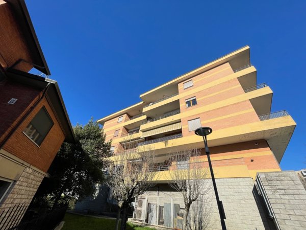ufficio in vendita a Perugia in zona Ponte San Giovanni